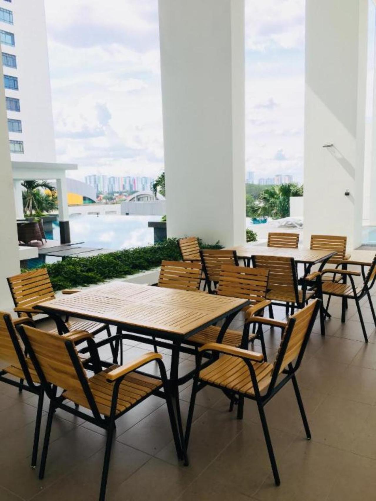 Ais-Kacang Sweet Home Pinnacle Tower Johor Bahru Exterior foto